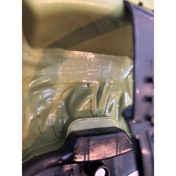 Kids Mask Hulk 2017 Marvel Moving Mouth and Eyebrows Hulk Out Mask by Hasbro - Picture 6 of 7